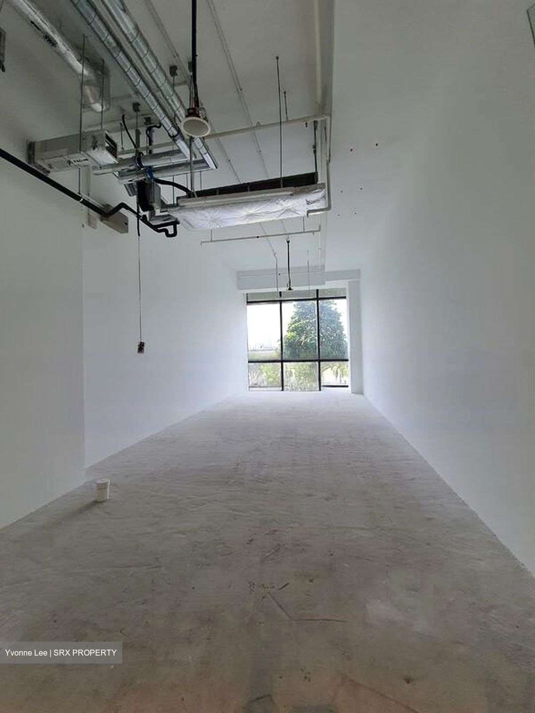 Woods Square (D25), Office #577023791